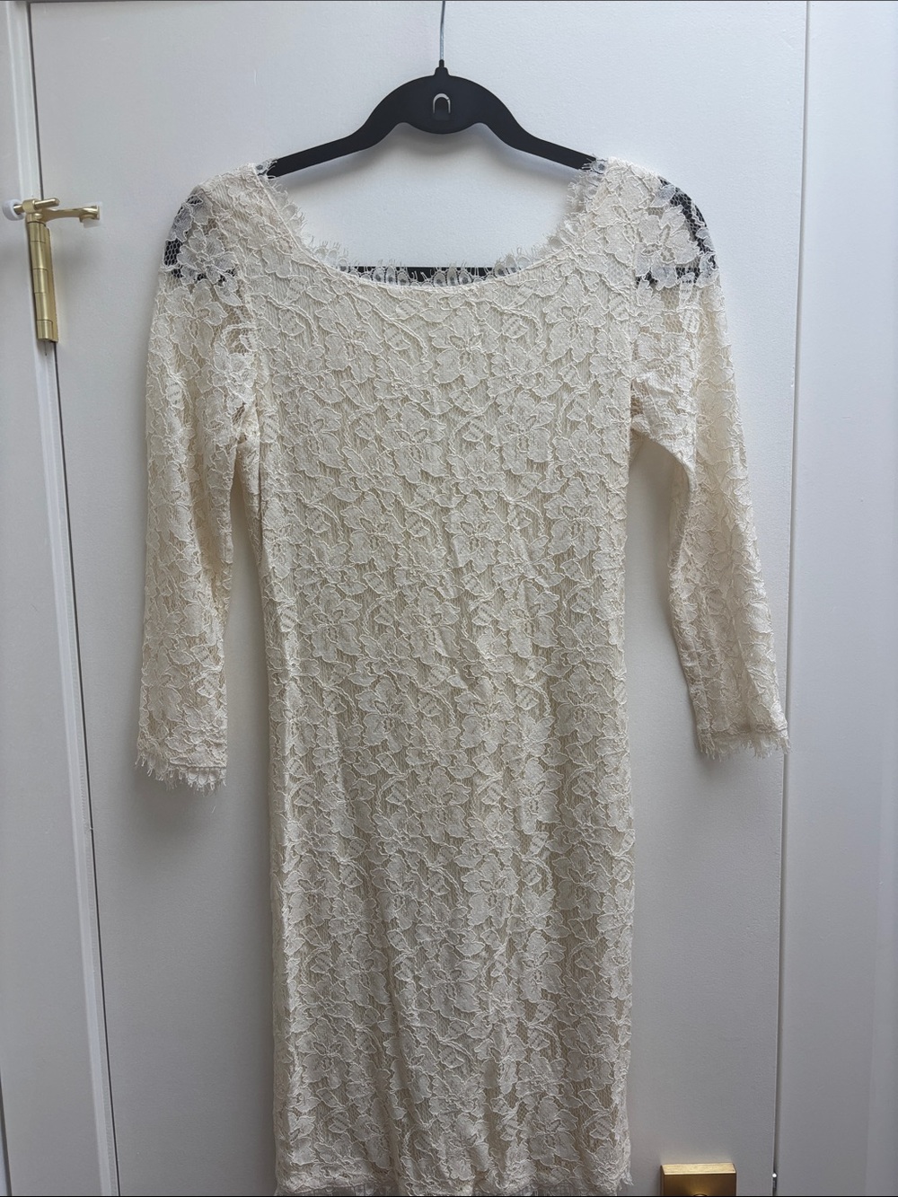 Diane Von Furstenberg Ivory Lace Long Sleeve Midi Dress